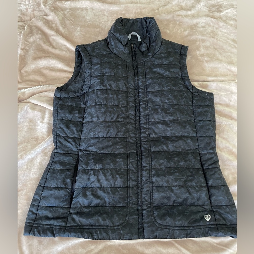 EUC Straight Down blue camo like vest size L